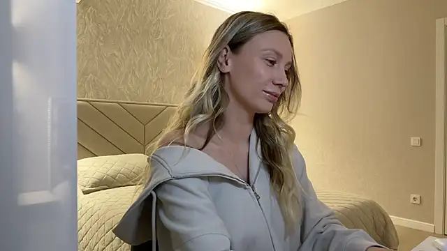 Snapshot of Alice_Wonders chatting on 9, 1, 2025 Alice Wonders online show from 9, 1, 2025