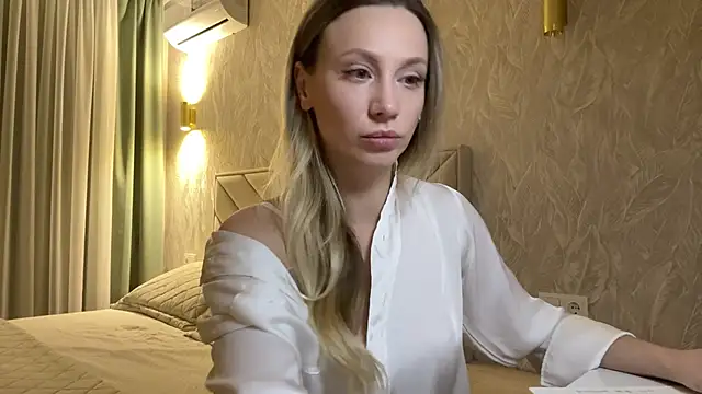 Snapshot of Alice_Wonders chatting on 23, 1, 2025 Alice Wonders online show from 23, 1, 2025