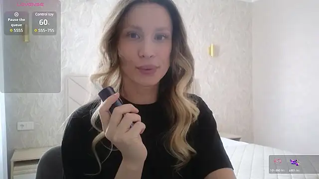 Snapshot of Alice_Wonders chatting on 10, 3, 2025 Alice Wonders online show from 10, 3, 2025