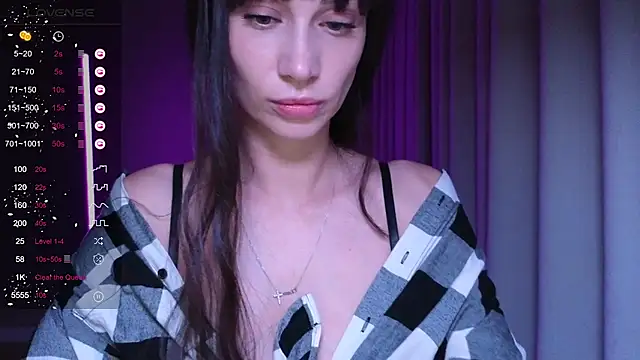 Snapshot of Alice_Wonders chatting on 5, 10, 2025 Alice Wonders online show from 5, 10, 2025