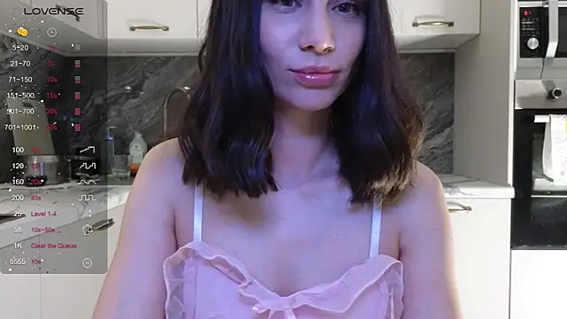 Snapshot of Alice_Wonders chatting on 10, 10, 2025 Alice Wonders online show from 10, 10, 2025