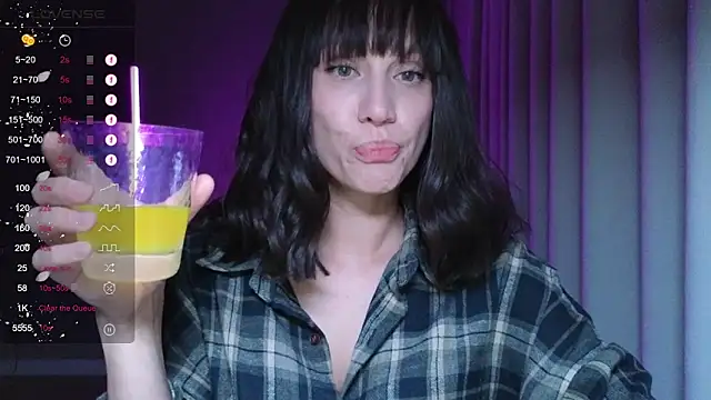 Snapshot of Alice_Wonders chatting on 13, 10, 2025 Alice Wonders online show from 13, 10, 2025