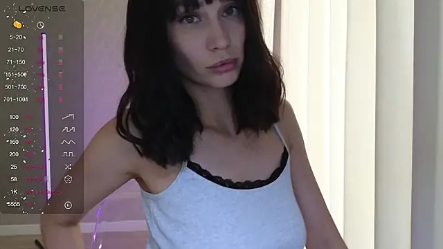 Snapshot of Alice_Wonders chatting on 16, 10, 2025 Alice Wonders online show from 16, 10, 2025