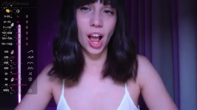 Snapshot of Alice_Wonders chatting on 17, 10, 2025 Alice Wonders online show from 17, 10, 2025