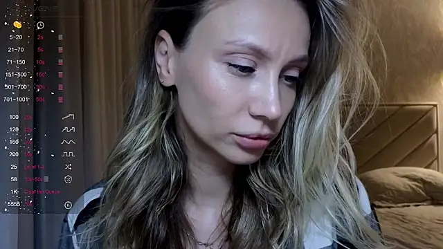 Snapshot of Alice_Wonders chatting on 29, 5, 2026 Alice Wonders online show from 29, 5, 2026