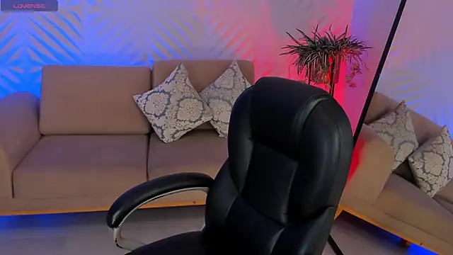 Snapshot of RoseFerrera chatting on 19, 9, 2025 RoseFerrera online show from 19, 9, 2025