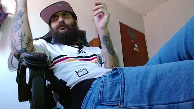 Snapshot of Tatted21xxx chatting on 13, 6, 2026 Tatted21xxx online show from 13, 6, 2026