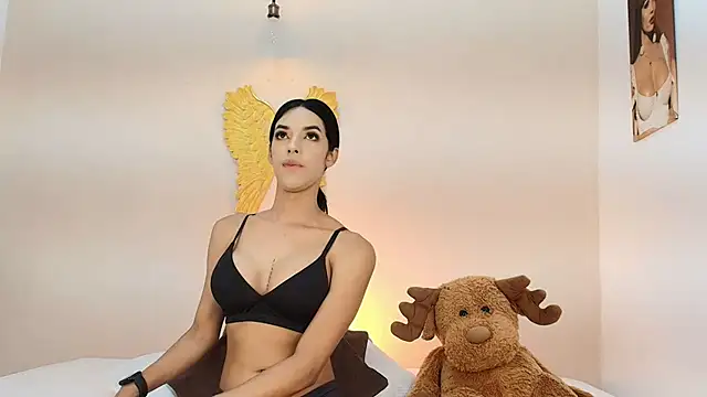 Snapshot of salome_Collins_1 chatting on 10, 10, 2025 salome Collins 1 online show from 10, 10, 2025