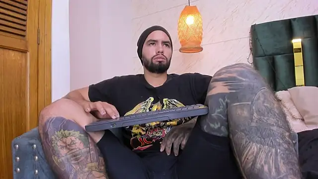 Snapshot of matteosantos chatting on 1, 2, 2025 matteosantos online show from 1, 2, 2025