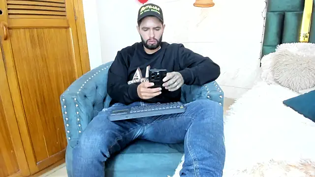 Snapshot of matteosantos chatting on 18, 2, 2025 matteosantos online show from 18, 2, 2025