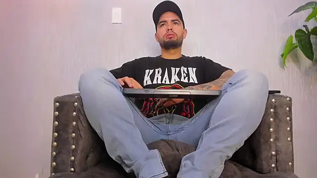 Snapshot of matteosantos chatting on 1, 3, 2025 matteosantos online show from 1, 3, 2025