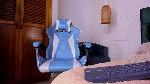 Snapshot of matteosantos chatting on 17, 3, 2025 matteosantos online show from 17, 3, 2025