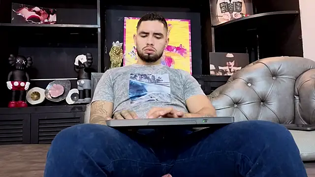 Snapshot of matteosantos chatting on 10, 9, 2025 matteosantos online show from 10, 9, 2025