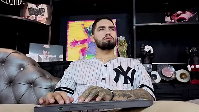 Snapshot of matteosantos chatting on 27, 9, 2025 matteosantos online show from 27, 9, 2025