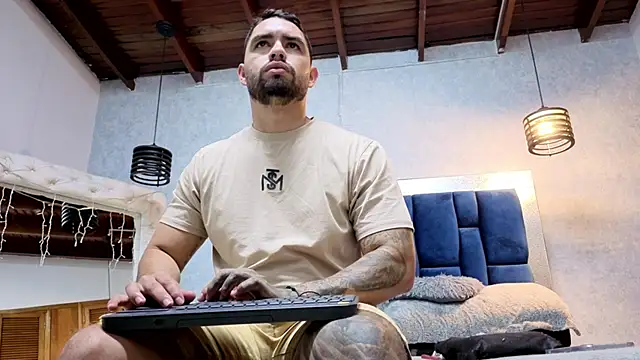 Snapshot of matteosantos chatting on 28, 11, 2025 matteosantos online show from 28, 11, 2025