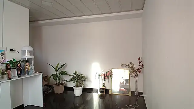 Snapshot of NicoleCortez chatting on 12, 1, 2025 NicoleCortez online show from 12, 1, 2025