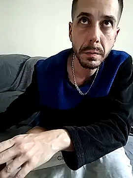 LoGaNfree88 online show from 18, 2, 2025