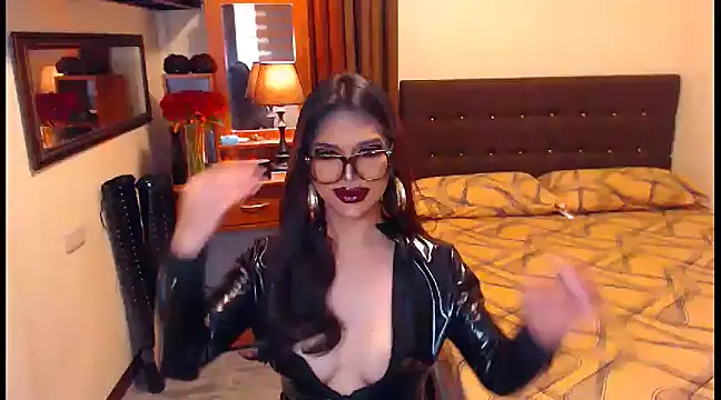 Snapshot of EXTREMELYDOM chatting on 21, 12, 2024 EXTREMELYDOM online show from 21, 12, 2024