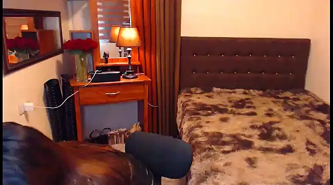 Snapshot of EXTREMELYDOM chatting on 21, 2, 2025 EXTREMELYDOM online show from 21, 2, 2025