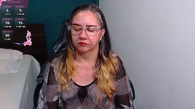 scaelettdubois online show from 30, 11, 2025