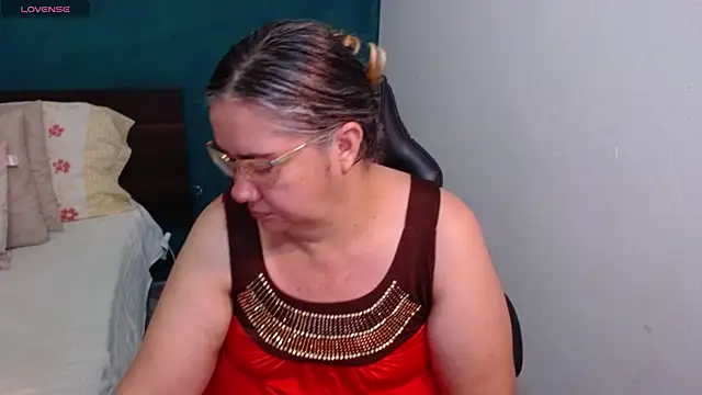 scaelettdubois online show from 9, 6, 2026