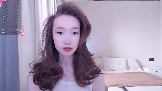  luna 022 online show from 5, 1, 2025