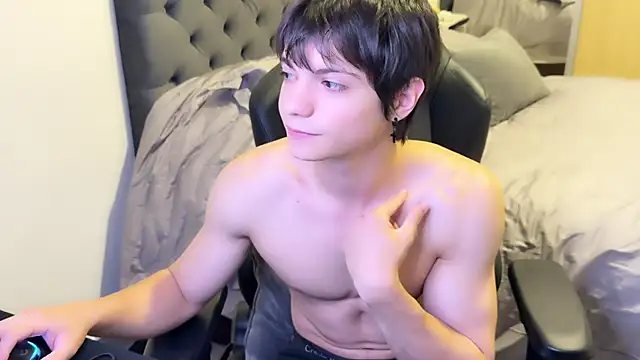 SasukeUhchiaa online show from 6, 3, 2025