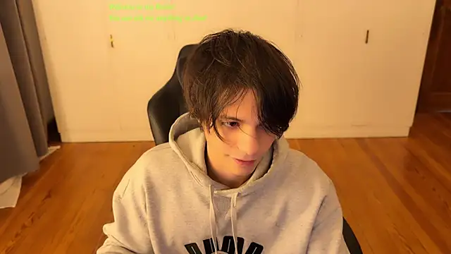 Snapshot of SasukeUhchiaa chatting on 19, 7, 2026 SasukeUhchiaa online show from 19, 7, 2026