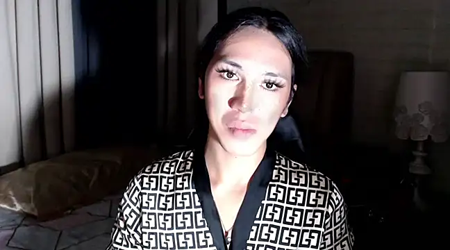 Ts glamxxxx online show from 10, 12, 2024