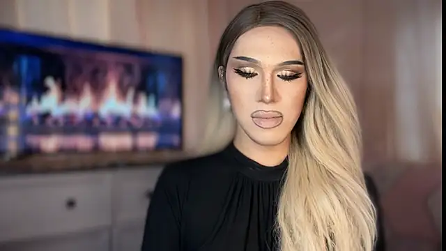 Ts glamxxxx online show from 3, 4, 2026