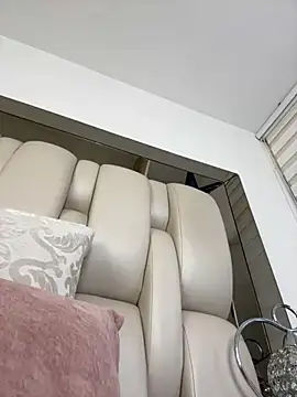 Snapshot of ALISSON_FOXXX1 chatting on 1, 11, 2025 ALISSON FOXXX1 online show from 1, 11, 2025