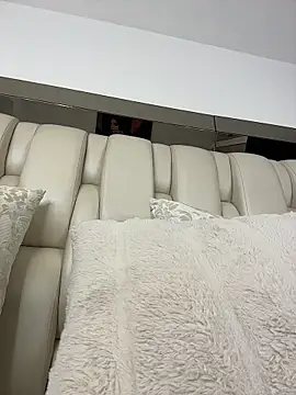 ALISSON FOXXX1 online show from 13, 4, 2026