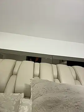 ALISSON FOXXX1 online show from 19, 4, 2026