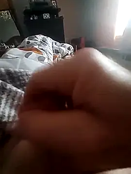 Snapshot of rem4001@xh chatting on 11, 3, 2025 rem4001xh online show from 11, 3, 2025