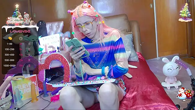 Skinygirl online show from 10, 1, 2025