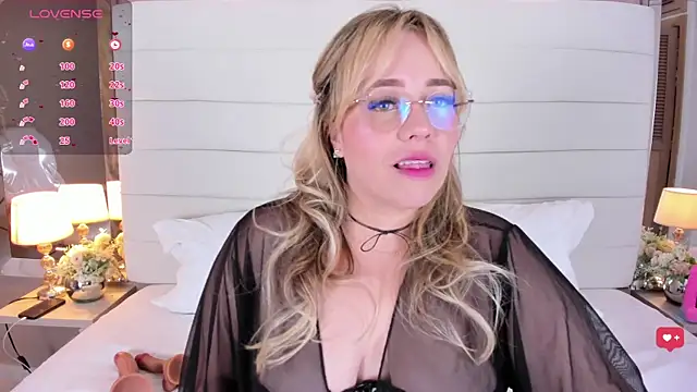 Charlotte93  online show from 7, 3, 2025