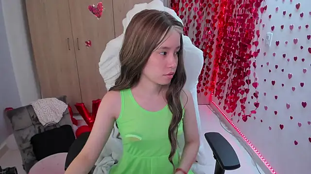 Snapshot of Anto_herrera chatting on 19, 2, 2025 Anto herrera online show from 19, 2, 2025