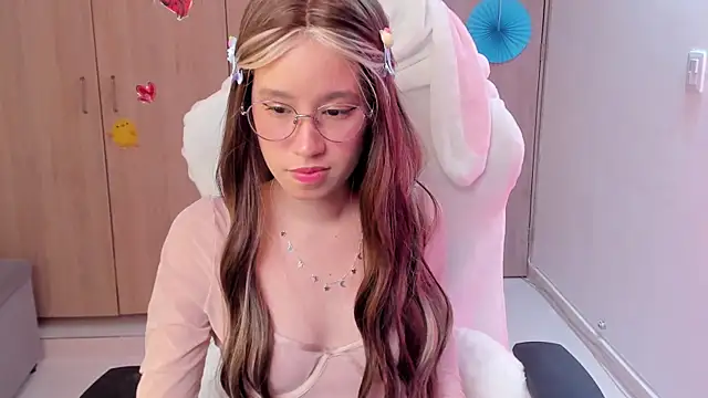 Snapshot of Anto_herrera chatting on 12, 9, 2025 Anto herrera online show from 12, 9, 2025