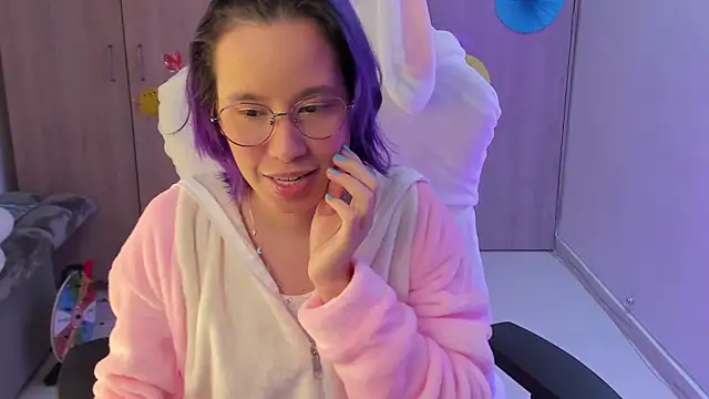 Snapshot of Anto_herrera chatting on 7, 10, 2025 Anto herrera online show from 7, 10, 2025