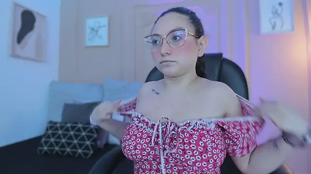 lucy neil online show from 13, 3, 2026