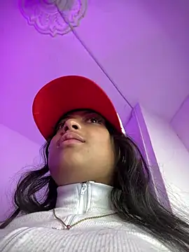 vaness weet online show from 15, 2, 2025