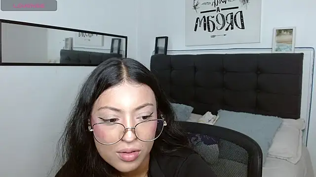 vaness weet online show from 2, 11, 2025