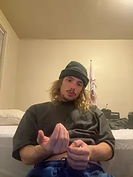 Snapshot of trippyski chatting on 11, 2, 2025 trippyski online show from 11, 2, 2025