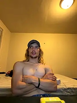 Snapshot of trippyski chatting on 20, 10, 2025 trippyski online show from 20, 10, 2025