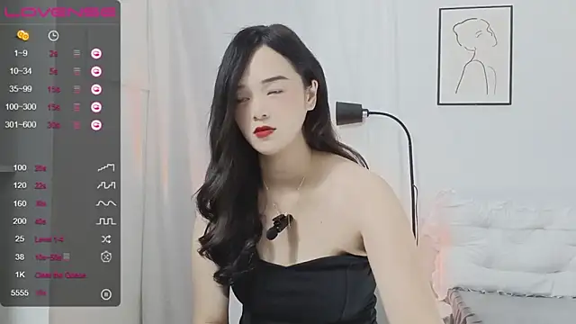 QiuPeiPeimmm online show from 4, 12, 2024