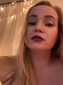 Snapshot of Lady__Maria chatting on 5, 3, 2025 Lady Maria online show from 5, 3, 2025