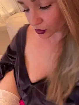 Snapshot of Lady__Maria chatting on 5, 3, 2025 Lady Maria online show from 5, 3, 2025