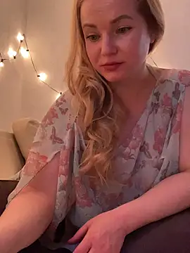 Snapshot of Lady__Maria chatting on 9, 3, 2025 Lady Maria online show from 9, 3, 2025