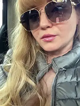 Snapshot of Lady__Maria chatting on 11, 3, 2025 Lady Maria online show from 11, 3, 2025