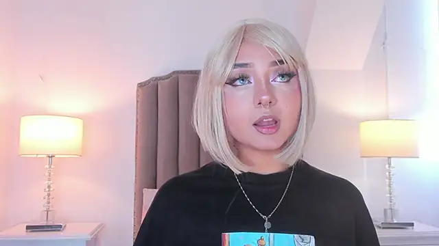 Emma Torres   online show from 25, 4, 2026